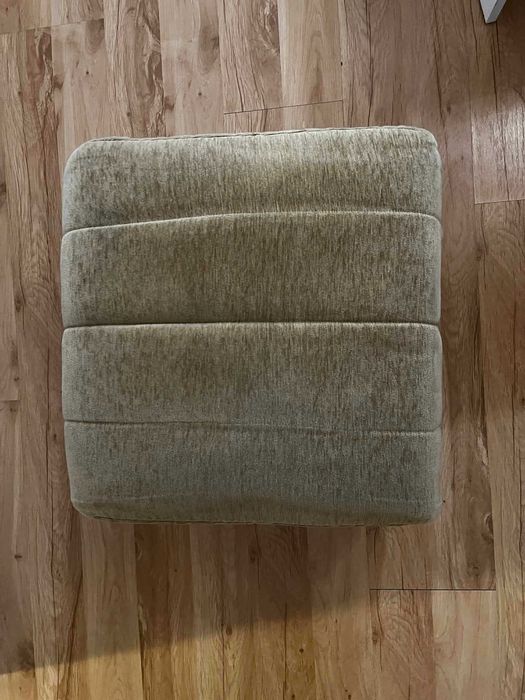 Табуретка за хол