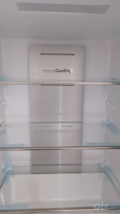 Холодильник Aiwa Black glass