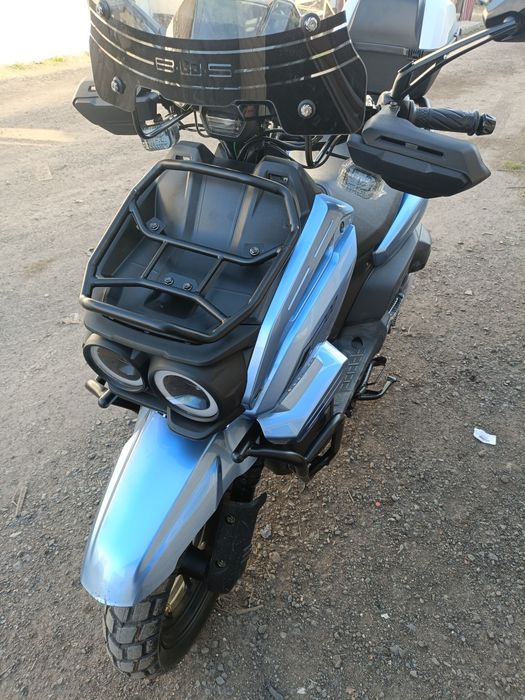 Продам скутер Танк