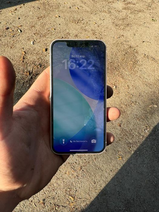 айфон 13 мини в хорошо состоянии