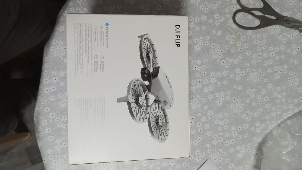Профессиональный квадрокоптер dji flip