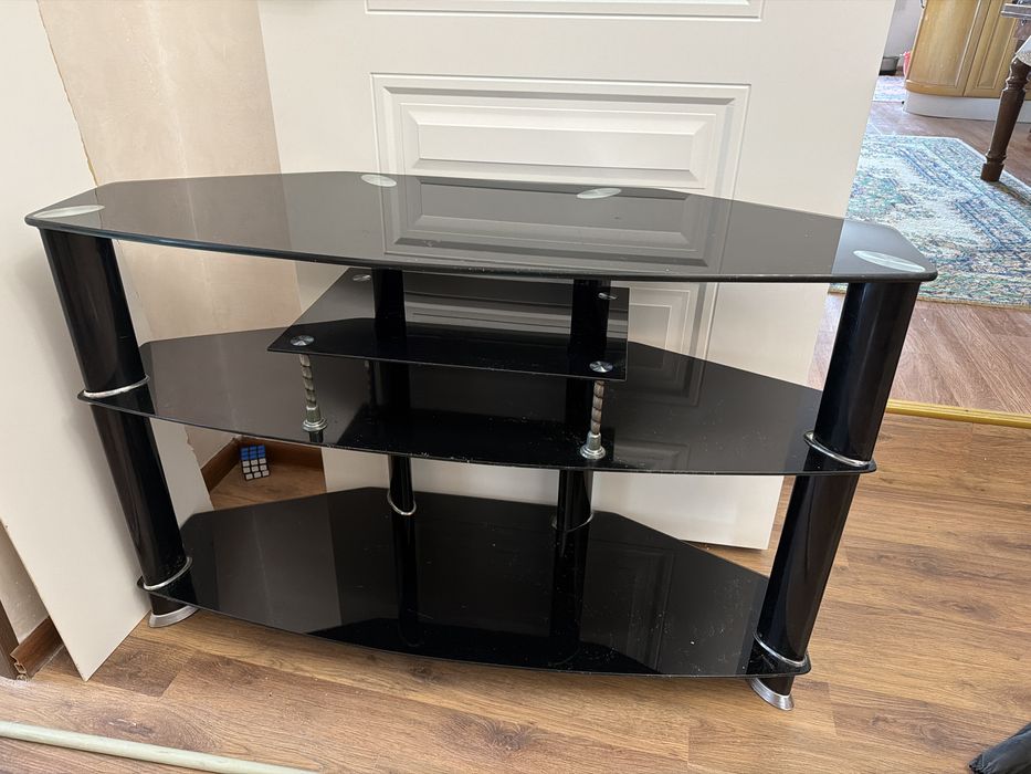 Подставка под телевизор отличное сосотояние