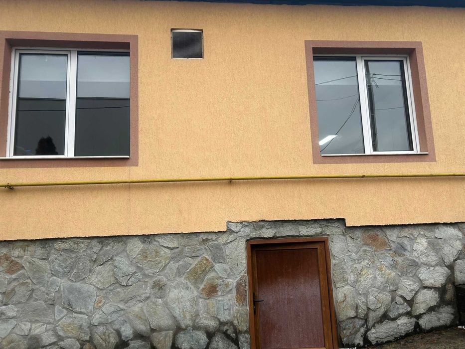 Vand Casa + Spatiu Comercial