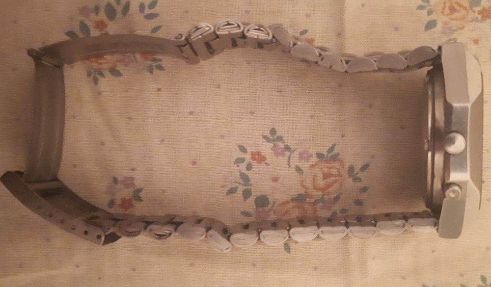 Часы наручные ориент.В Таразе.