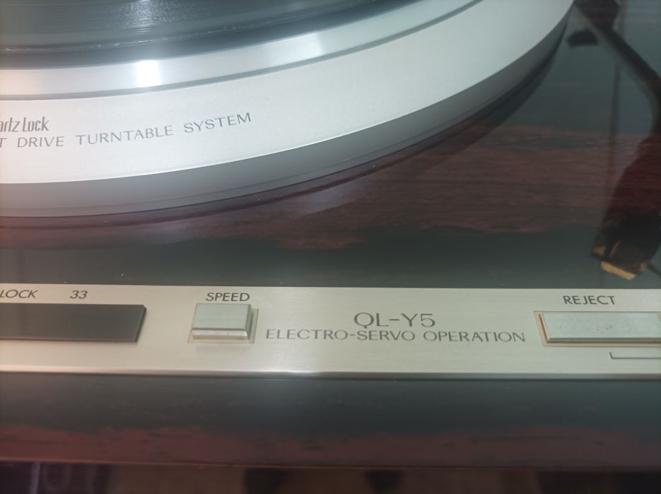 Проигрыватель винила Victor ql y5