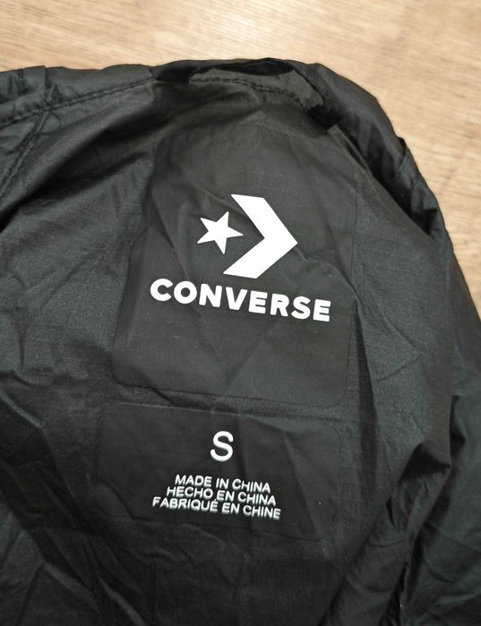 Converse Мъжко тънко яке с качулка размер S