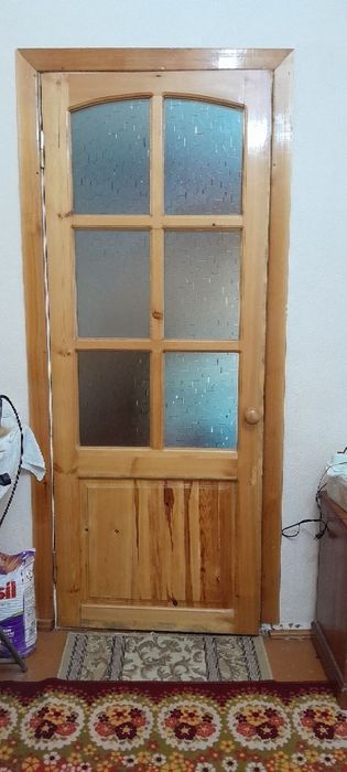 Продается деревянные двери б/у