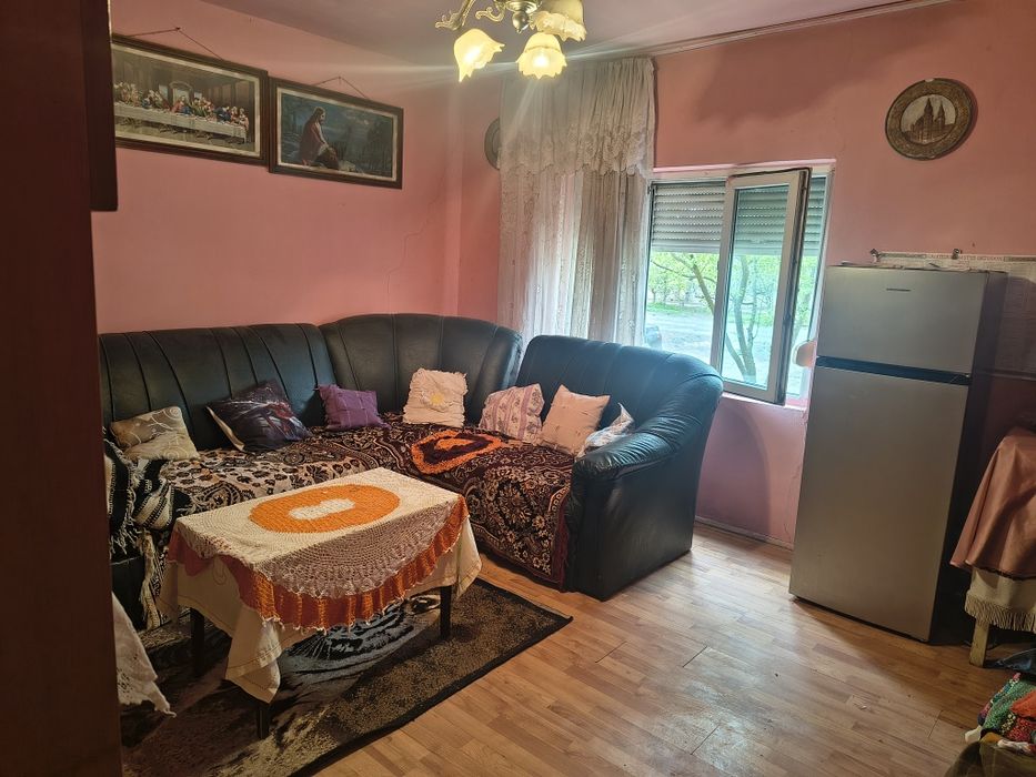 Casa de vânzare în Com Sânpetru Mare