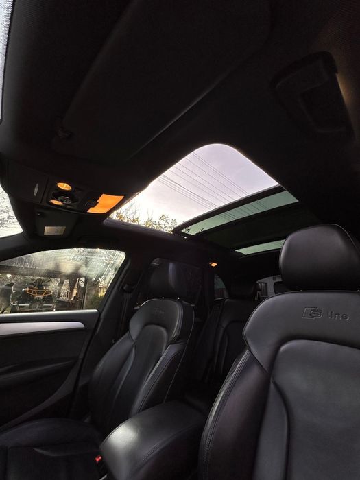 Audi Q5  3xs line vand sau schimb