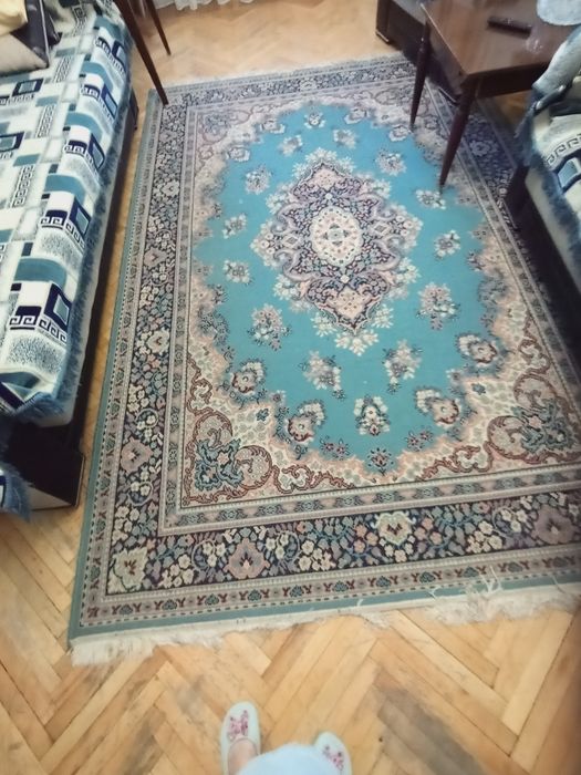 Ковры разные продам