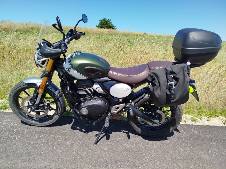 Oferta A2: Triumph Scrambler 400X (2025) | Garanție | 7.900 km cu multe dotari bune. Stare ca noua