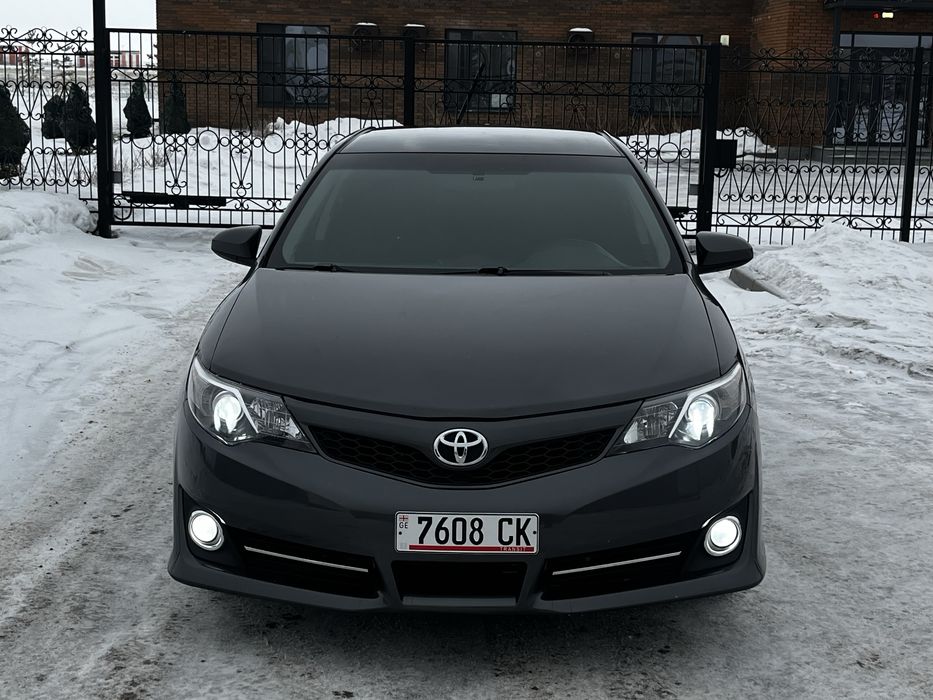 Продам камри 2012 SE