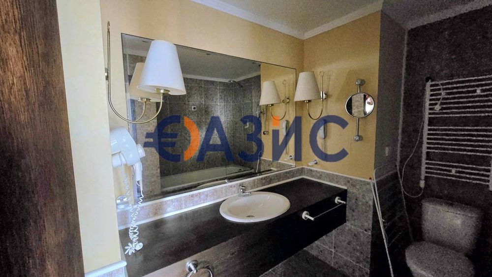 Продава се Двустаен апартамент в к.к. Слънчев бряг - 68 кв.м за 675 €/кв.м - Снимка #13