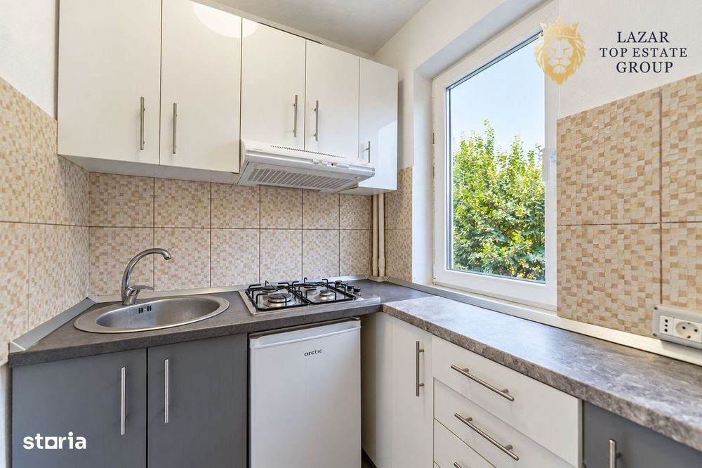 Apartament 3 camere modern in Intim