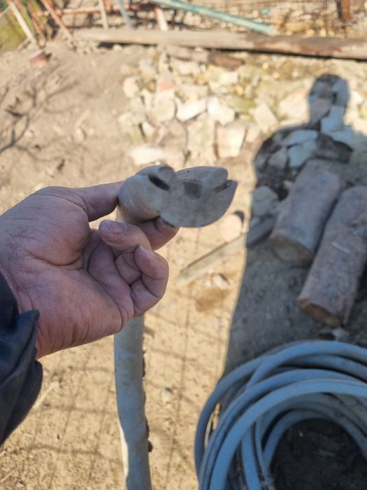 Vând cheder barcă exterior.Nou.