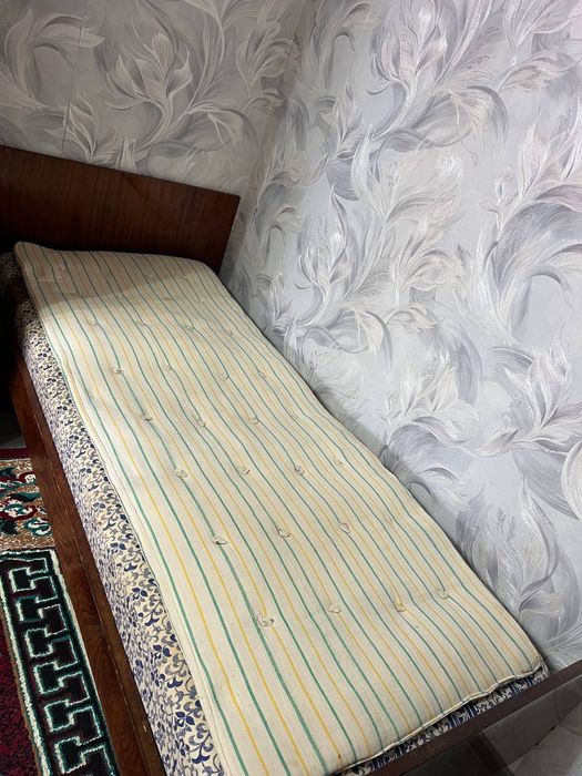 Продаётся б/у кровать