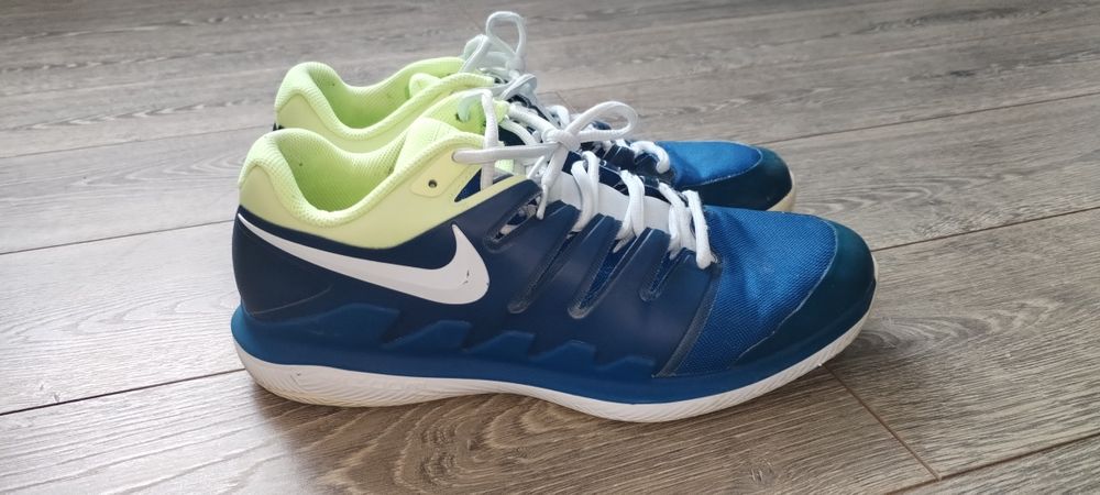 Adidași Nike (fotbal, alergare etc)