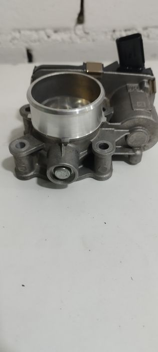 Дроссельная заслонка