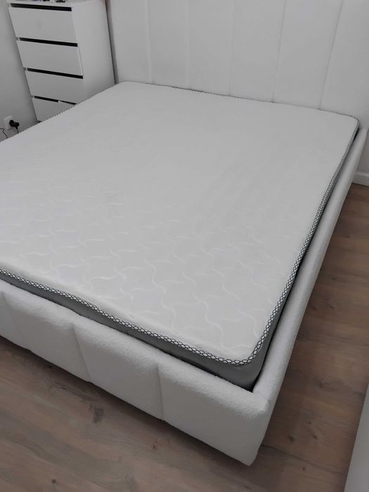 Матрас  большой 180×200