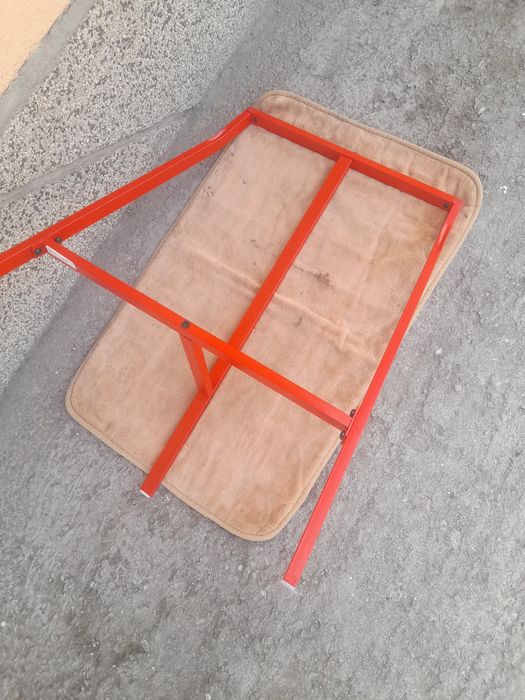 Метални стойки разглобяеми