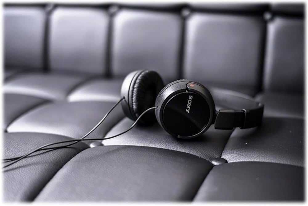 Casti Sony MDR-ZX110
