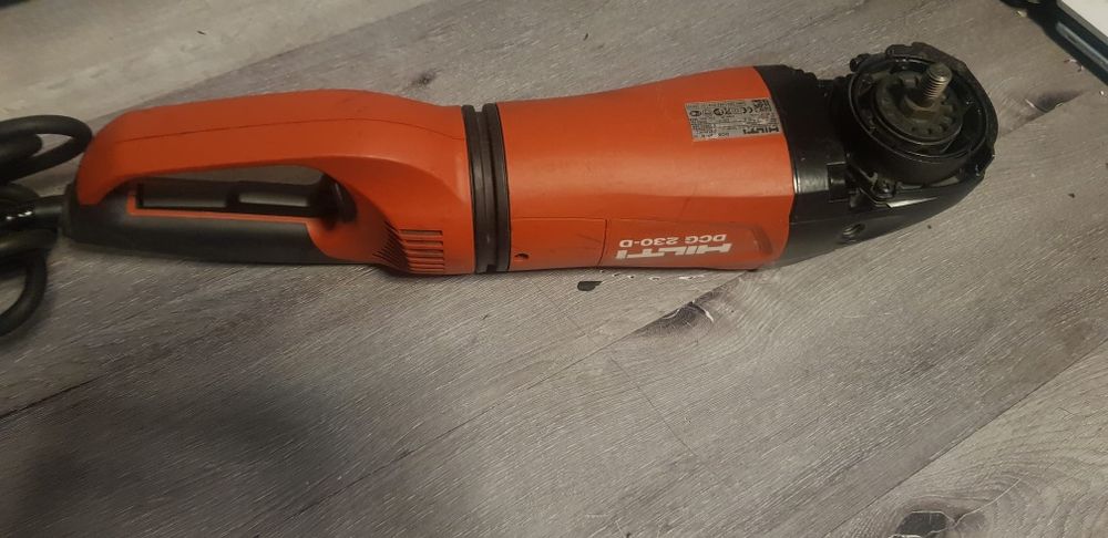 Flex HILTI DCG 230-D cu cap rotativ functional se vinde exact ca in poze pret 550 de lei