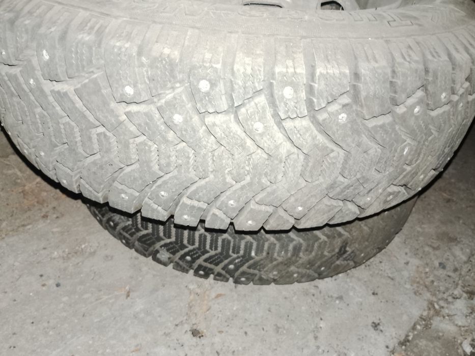 Продам зимнию резину на14
