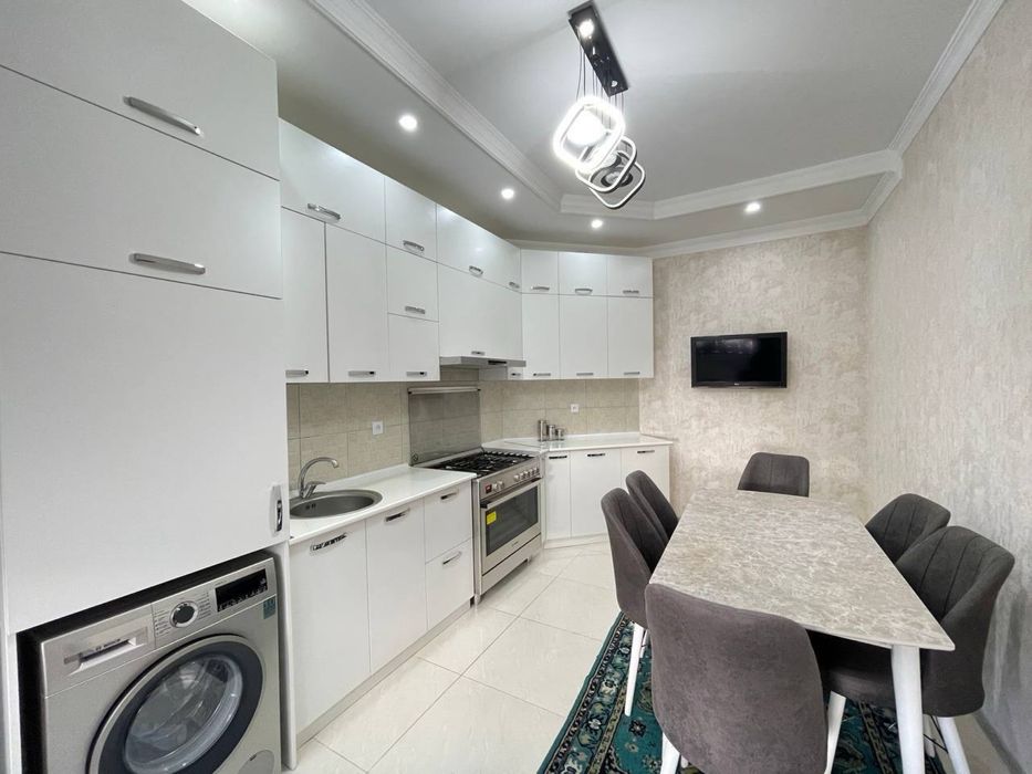 1,4 сотокли компакт коттедж сотилади . IT PARK