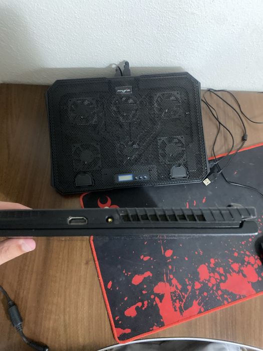 Vand laptop MSI Bravo 15 A4DDR Gaming – Ryzen 7 / RX 5500M / 16GB RAM / 144Hz
