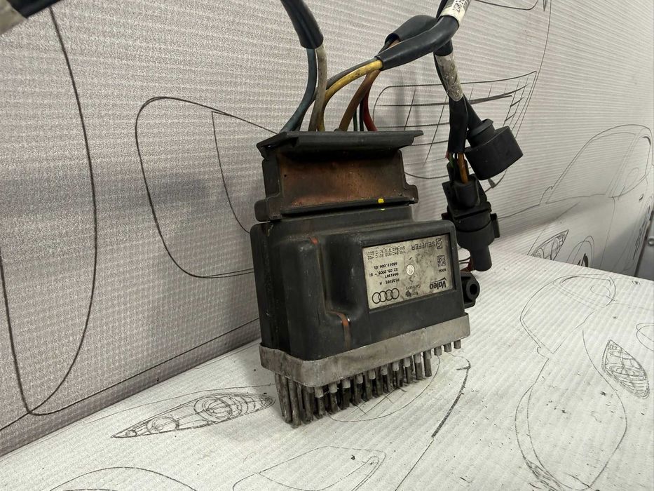 Modul electroventilator Valeo Audi A4 S4 B8 8K COD: 989460D 2009 / [2008-2015] / (5B2)