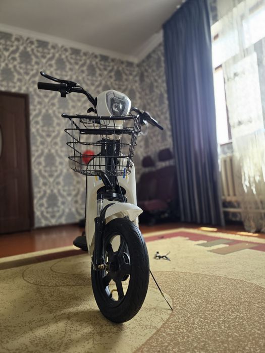 Продаётся электоро скутер Мадэль Эверест