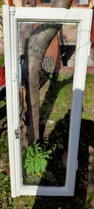 Ferestre (giurgiuvele) din  molid si stejar,  in stare buna.