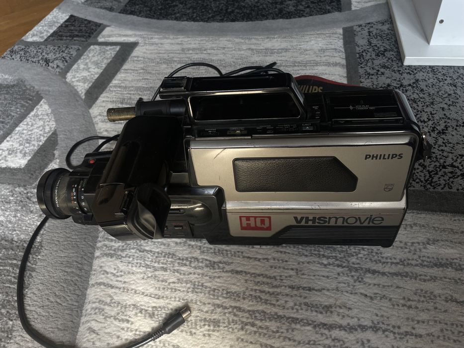 Camera Philips VKR 6820/1 VHS MOVIE