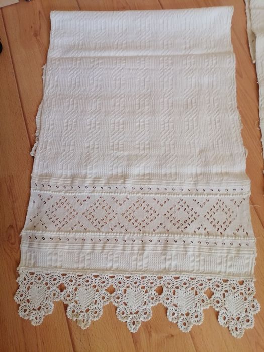 Vând prosoape decorative