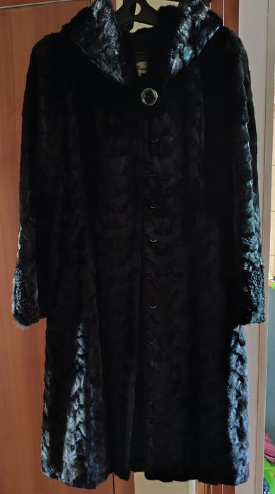 Продам норковую шубу