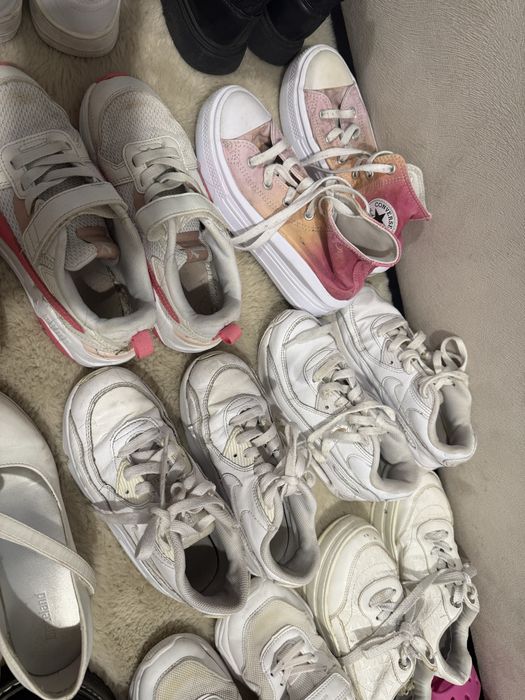 Маркови детски обичувки-Nike, Adidas, Sckechers, Liu Jo, Michael Kors, Zara, Puma, Pepe Jeans, UGG, Crocs и др.