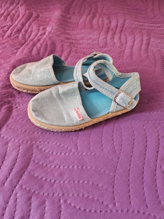 Детски сетове дрешки и обувки.Размер от 74 до 110.