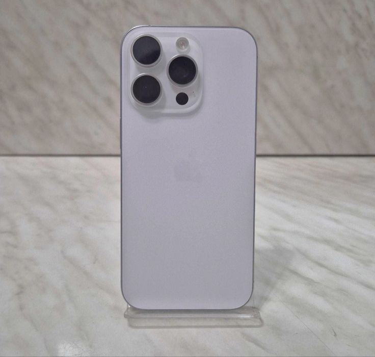 Iphone 16 Pro | White | 93% | Fisurat