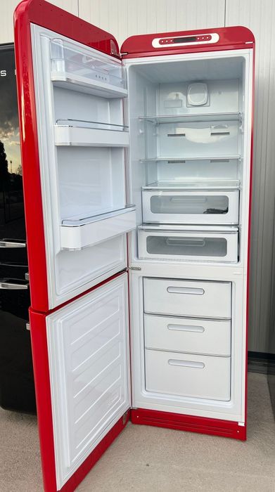 Хладилници SMEG .