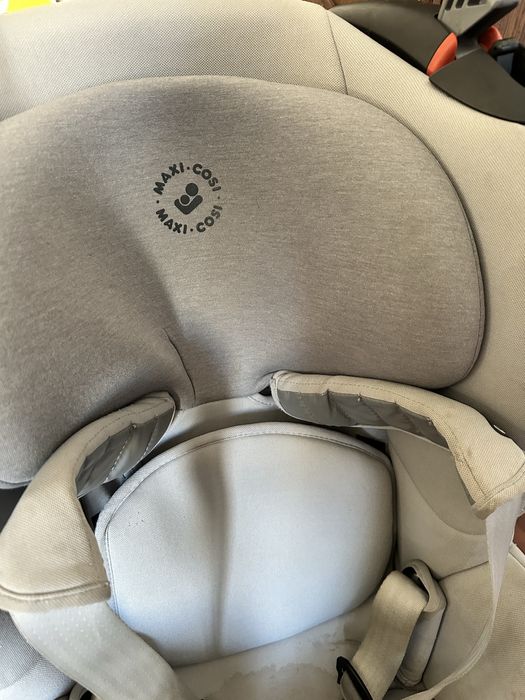 Автокресло Maxicosi Tobi