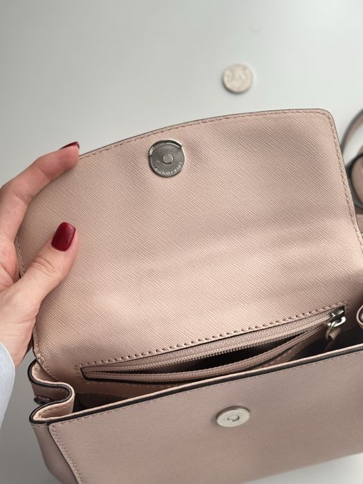 Michael kors geanta pink rosu