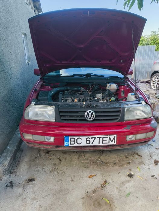 VOLKSWAGEN Vento 1997 — imagine 3