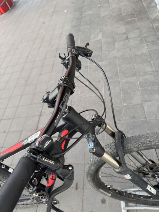 Bicicleta Focus Black Forest