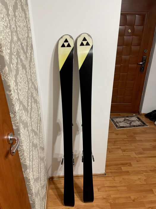 Schiuri fischer 161 cm skiuri ski