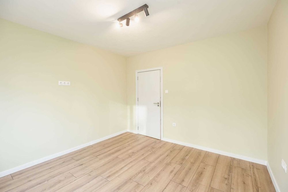 Продава се Четиристаен апартамент в Варна, Чайка - 79 кв.м за 1534 €/кв.м - Снимка #8