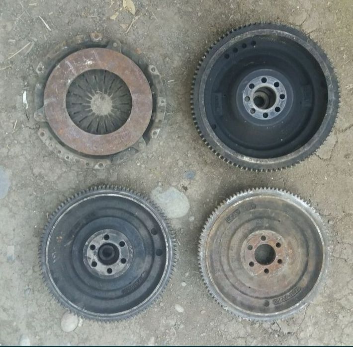 Продам  запчасти