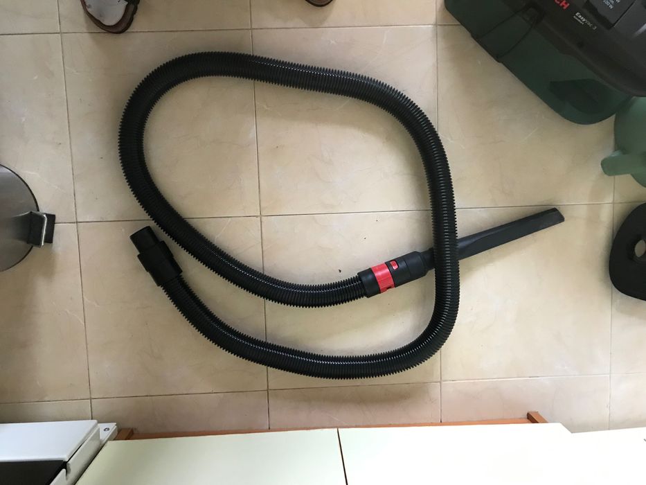 Прахосмукачка за сухо изсмукване BOSCH EasyVac 3