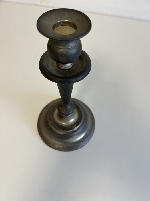 Sfesnic antic din cositor