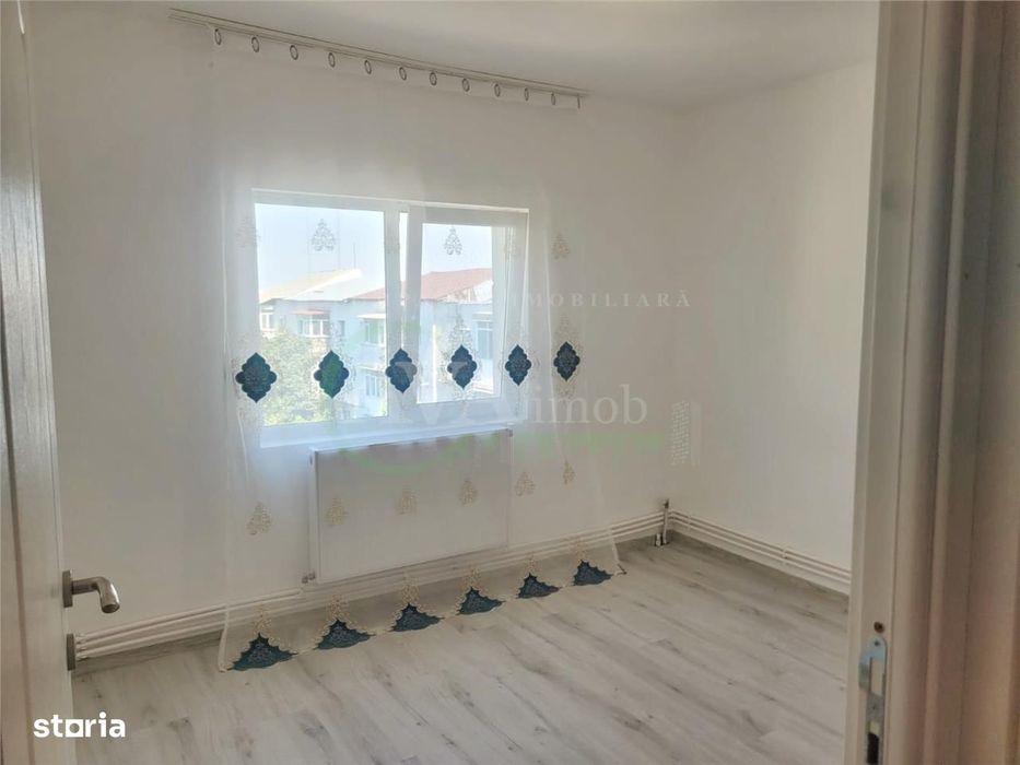 Apartament 2 camere decomandate, zona Narcisa