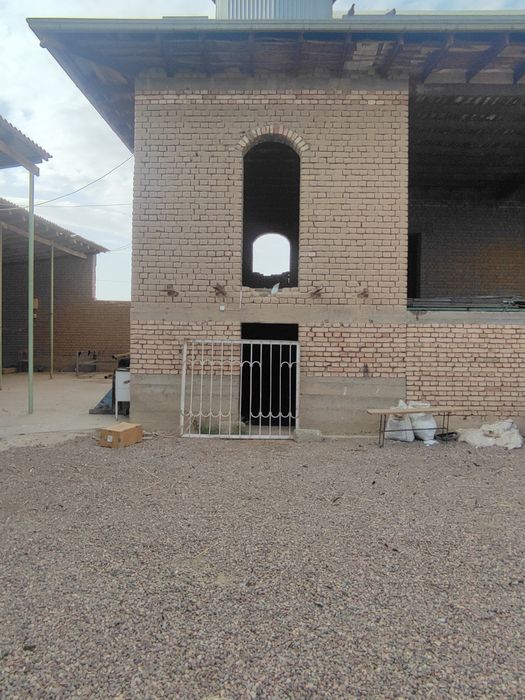 Uchaska sotiladi 61 sotik